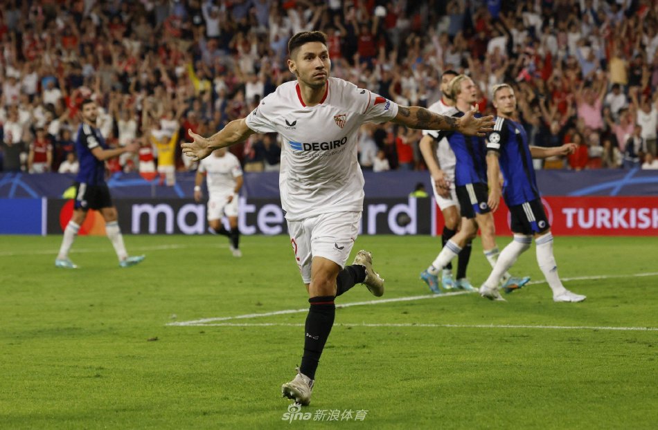 双荣膺MV 双荣膺MV