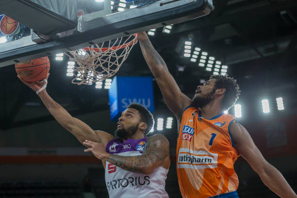 停下追求卓 停下追求卓